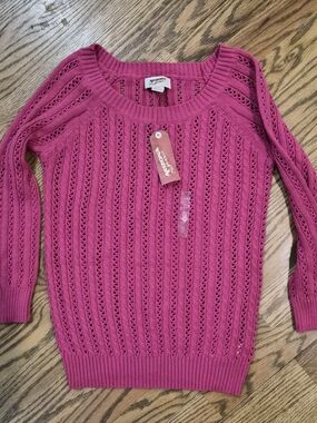 Arizona Jean Company Raspberry Open-Knit Crewneck Sweater